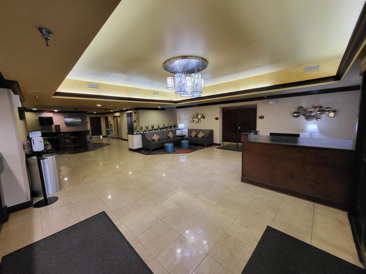 Wingate By Wyndham Greensboro-Coliseum Εξωτερικό φωτογραφία
